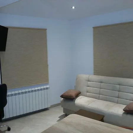 Haliaetum Apartamento *