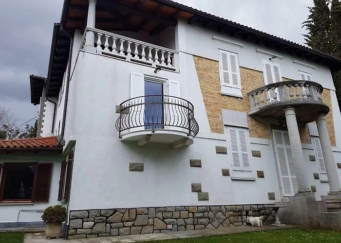 Haliaetum アパート イゾラ